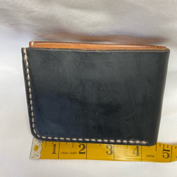 NWOT Buffalo Leather Bifold Wallet. - Picture 5 of 7